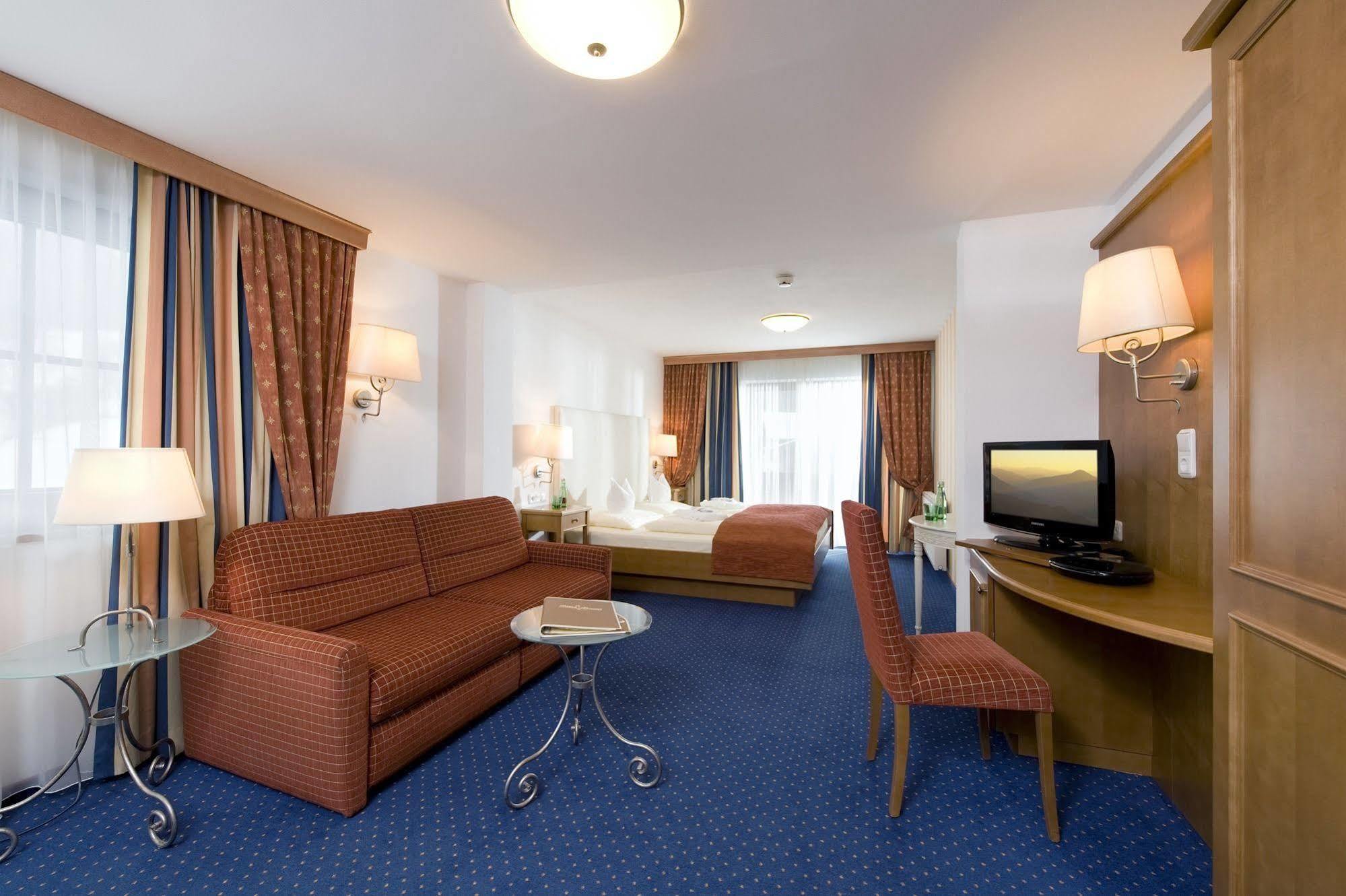 Hotel Kitz Garni Boutique Hotel 키츠부헬 객실 사진